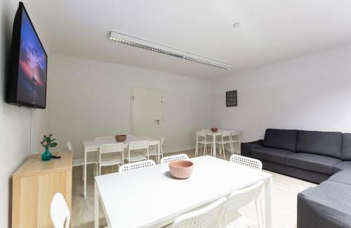 T&K Apartments 6 and 10 Room Apartment in Neuss for big Groups 22min to Fair DUS - Foto 31