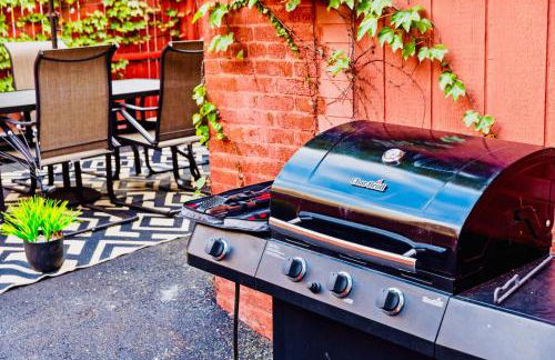 5BDRM 10BD with King BBQ Patio 1 MIN walk Carson ST - Foto 7