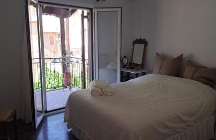 Heirlooms and Halos - Foto 28