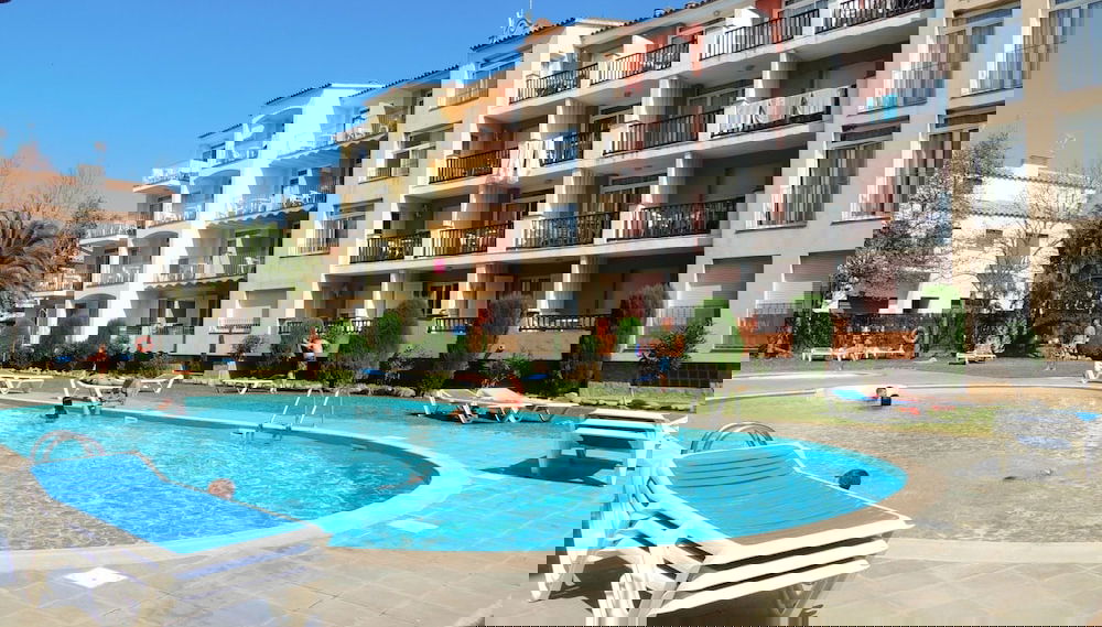 Sunny Coastal Hideaway - Foto 1, Imagen principal