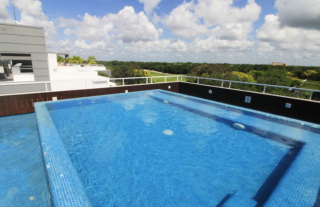 Nick Price Apartments by Spot Rentals - Photo 21