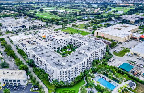 Amazing 2 Bedroom Unit In Doral Miami With Free Parking - Foto 61