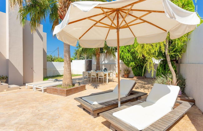Villa Thetis Large Private Pool Walk to Beach Sea Views A C Wifi Car Not Required Eco-friendl - 2302 - Photo 2