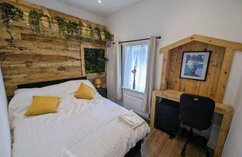 Stylish House in Welsh Hills, Sleeps 8 to 12 - Foto 11