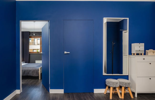 Mysterious Blue Apartment by Renters - Foto 26