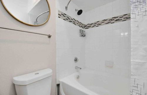 Tropical Paradise- 2Bedroom/2Bath/NRG/MedCenter/Galleria - Foto 40