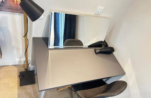 Beach Side APT with Home Cinema - Photo 22