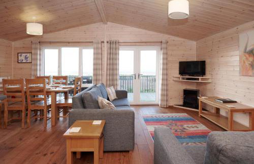 Burgie Woodland Lodges - Photo 7