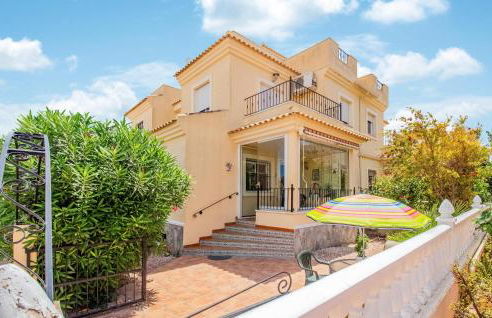 3 Bedroom Nice Home In Ciudad Quesada - Foto 1