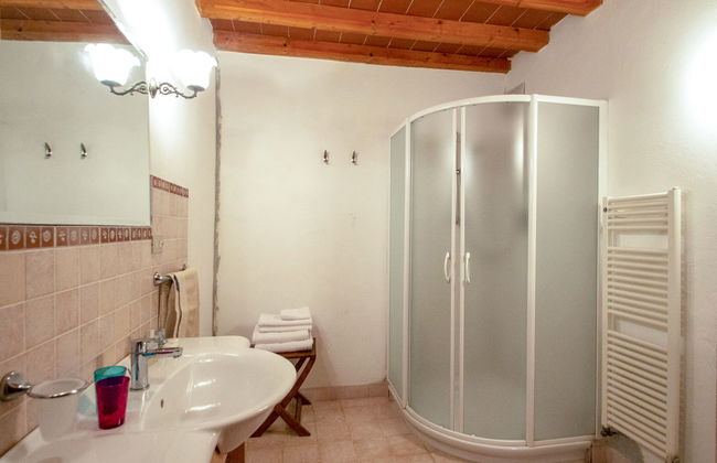 1 bedroom Apartment in Scandicci with swimming pool and garden - Photo 6