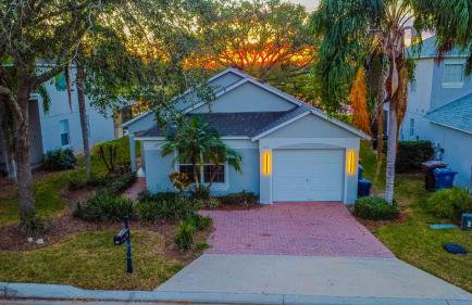 3 Bedrooms ORLANDO POOL Home and LAKE view - Foto 6