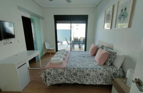 Villamolinos, villa con piscina privada. - Foto 22