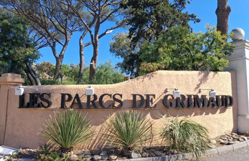 Joli appartement Les Parcs de Grimaud - Piscine - Foto 24