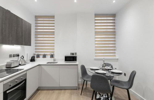 Welcoming and Spacious Apartment- Excellent Location - Foto 8