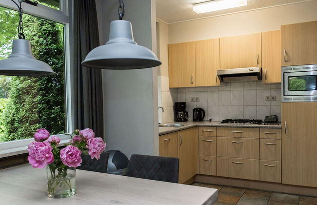 Holiday Home in Gelderland Near Nature Trails - Photo 4