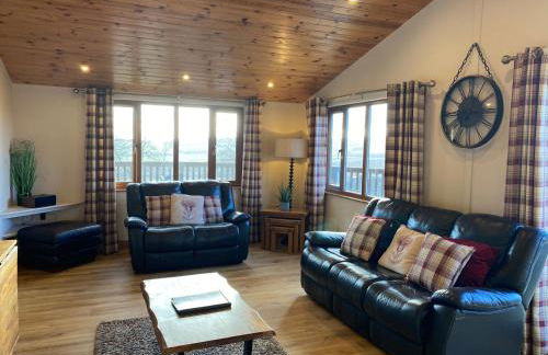 Kingfisher Lodge With Hot Tub Near Cupar, Fife - Foto 15