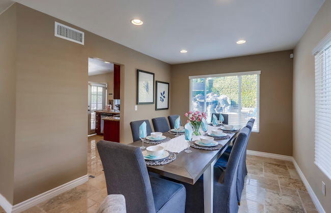 Beautiful Backyard Oasis 5 bedroom 3 Bathroom Home - Foto 14