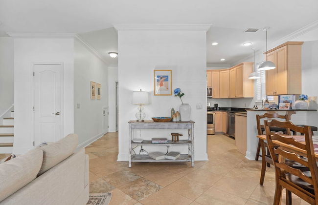 Coral By Avantstay Gorgeous Three Story Home w/ Two Balconies - Foto 10