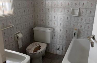 Athens Palaia Fokaia Entire Flat 2 bedrooms with panoramic sea views and a massive veranda , only steps away from the beach and amenities - Foto 24