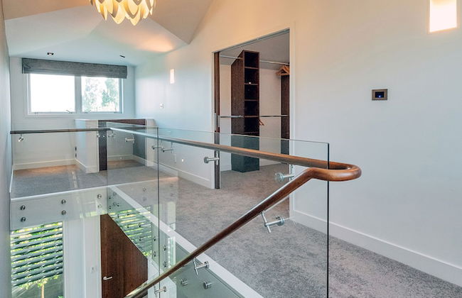 Elegant Sea-View Villa on the Northshore - Photo 4