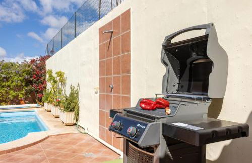 Casa Melocoton - Private pool - Ocean View - BBQ - Garden - Terrace - Free Wifi - Child & Pet-Friendly - 4 bedrooms - 8 people - Foto 34