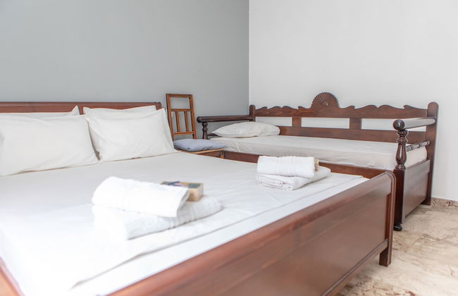 Gatis House - Photo 18