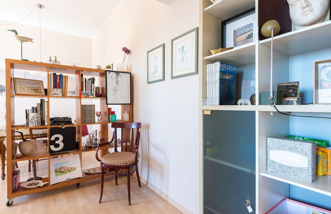 Bright Panorama Apartment - Photo 11