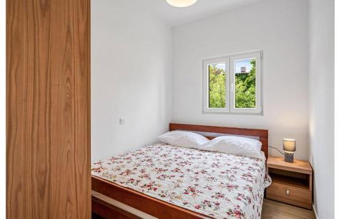 1 Bedroom Gorgeous Apartment In Zlarin - Photo 13