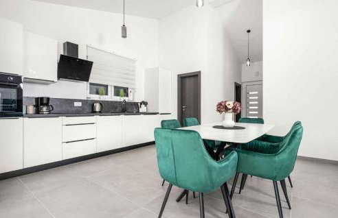 3 Bedroom Lovely Home In Santalezi - Foto 6