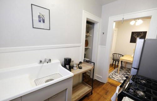 Global Cup 1920s CITY RETREAT Studio Flat - Photo 6