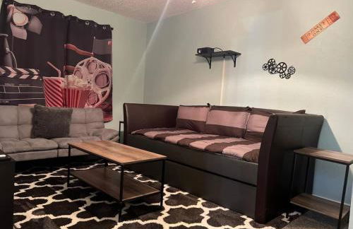 Pool Theater Convenient Location 4bedroom2 bath - Foto 23