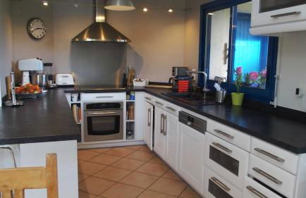 maison de plain pied a 1 km de la mer , avec piscine securisée - Foto 10