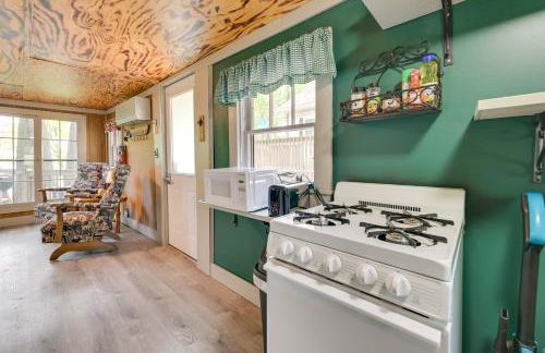 Hike and Snow Play! Waterfront Paradise Lake Retreat - Foto 12