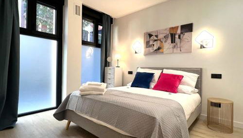 Dúplex Moderno y Acogedor junto a Atocha - Foto 3