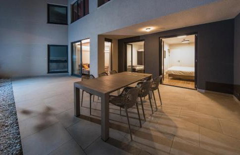 Downtown Oasis - Photo 2