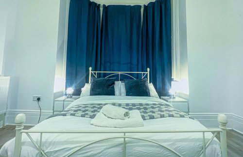 Urban Oasis with Private Garden - Foto 12