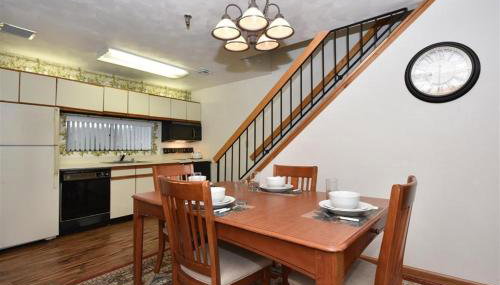 Seven Springs Stoneridge 3 Bedroom & Loft Standard Condo, walking distance to slopes! condo - Foto 3