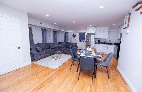 Modern Luxury Home With Fireplace & Game-Room - Foto 10