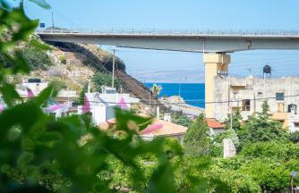 Ceronia Renovated House near the Beach - Foto 41