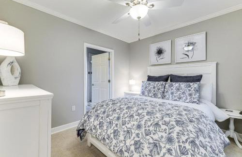 Beach and Pool Access Smith Mountain Lake Getaway! - Foto 14