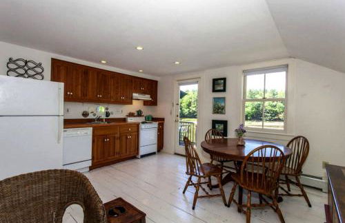 Riverfront Cabin with Beautiful Views of Housatonic River in Great Barrington, Massachusetts - Foto 10