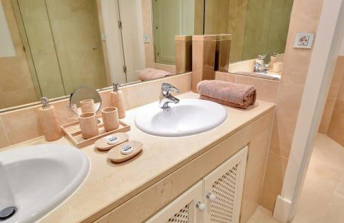 YOLO Spaces - Sotogrande Marina Duo Apartment - Foto 5