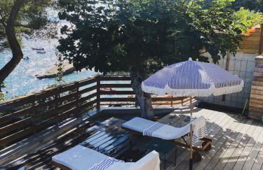 Cabanon moderne, les pieds dans l'eau, 2 chambres - Foto 1