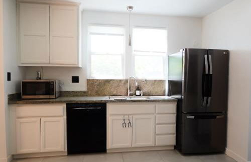 Minimalist Luxury Home With Botanic Garden - Foto 21