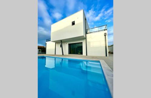 New and modern 3 bedroom Villa with private heated pool near Nazaré - Foto 20