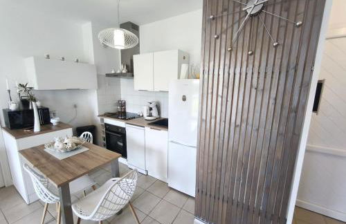 Apartment with Garden - Two Pools - Beach Access - Foto 5