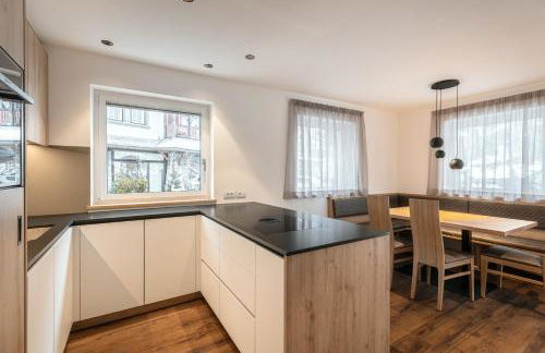 Alpenrose Alpine Living - Photo 20