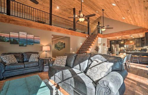 Riverfront Tallulah Falls Cabin with Hot Tub! - Foto 43