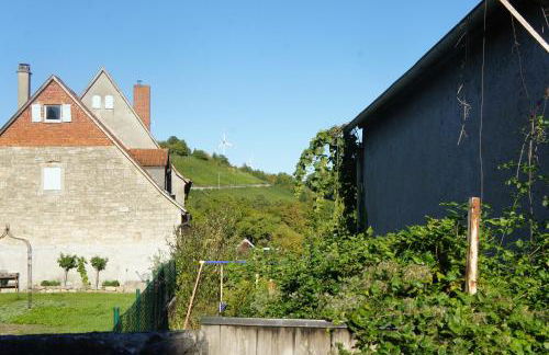 wunderschöne Ferienwohnung in Winterhausen mit Küche, Bad und Piano - Foto 18