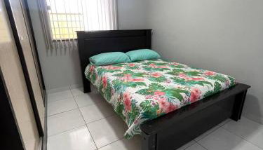 Casa espaçosa com 3 quartos climatizados - Foto 2